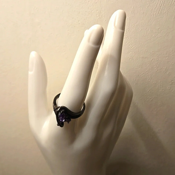 CZ Purple Stones Horse Eye Style Hypoallergenic Nickel-Free, Adjustable Size 9 - Picture 2 of 4